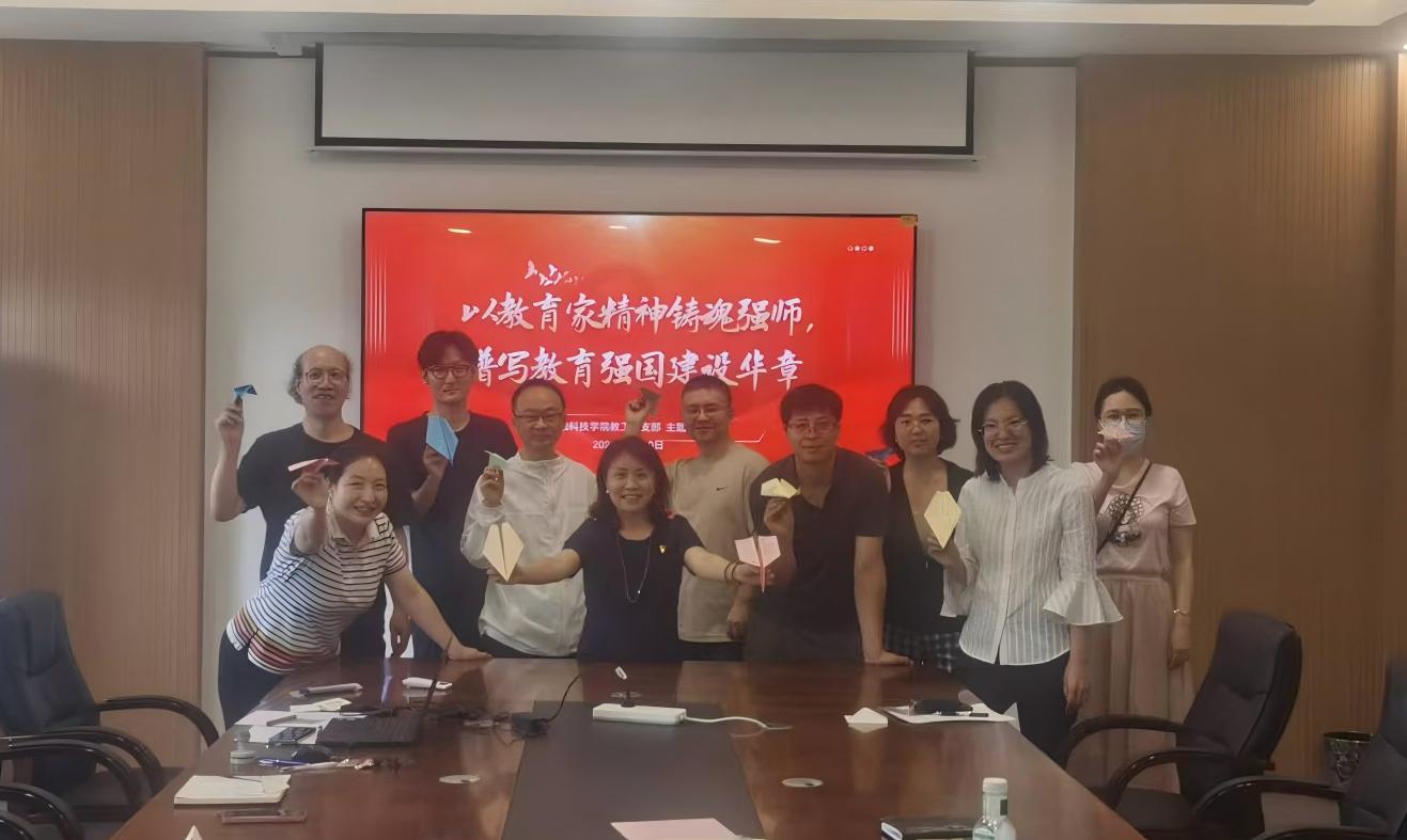 1757919995148225.jpg 1757919995148225.jpg